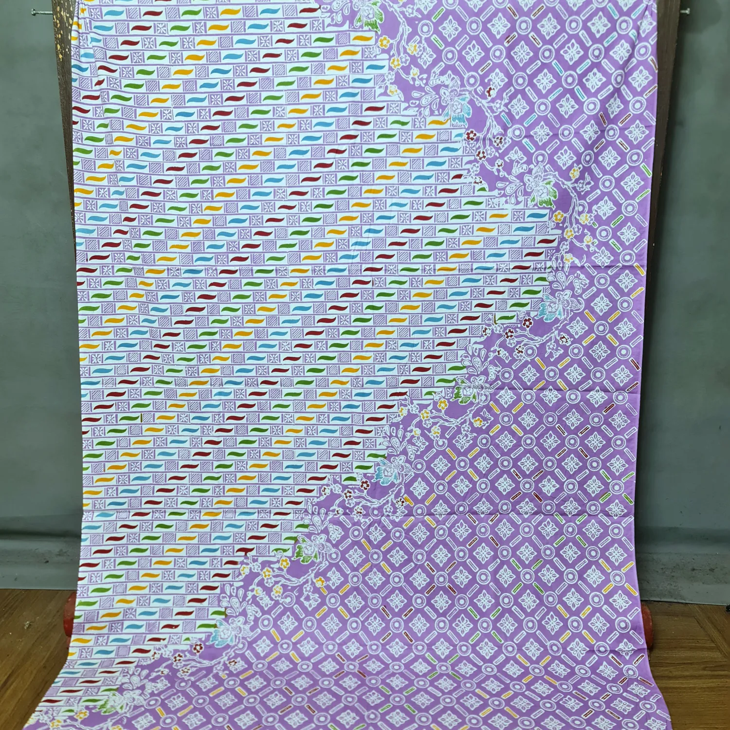 Kain Batik Colet Ceplok Kawung Ungu